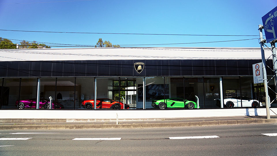 LAMBORGHINI SENDAI Showroom